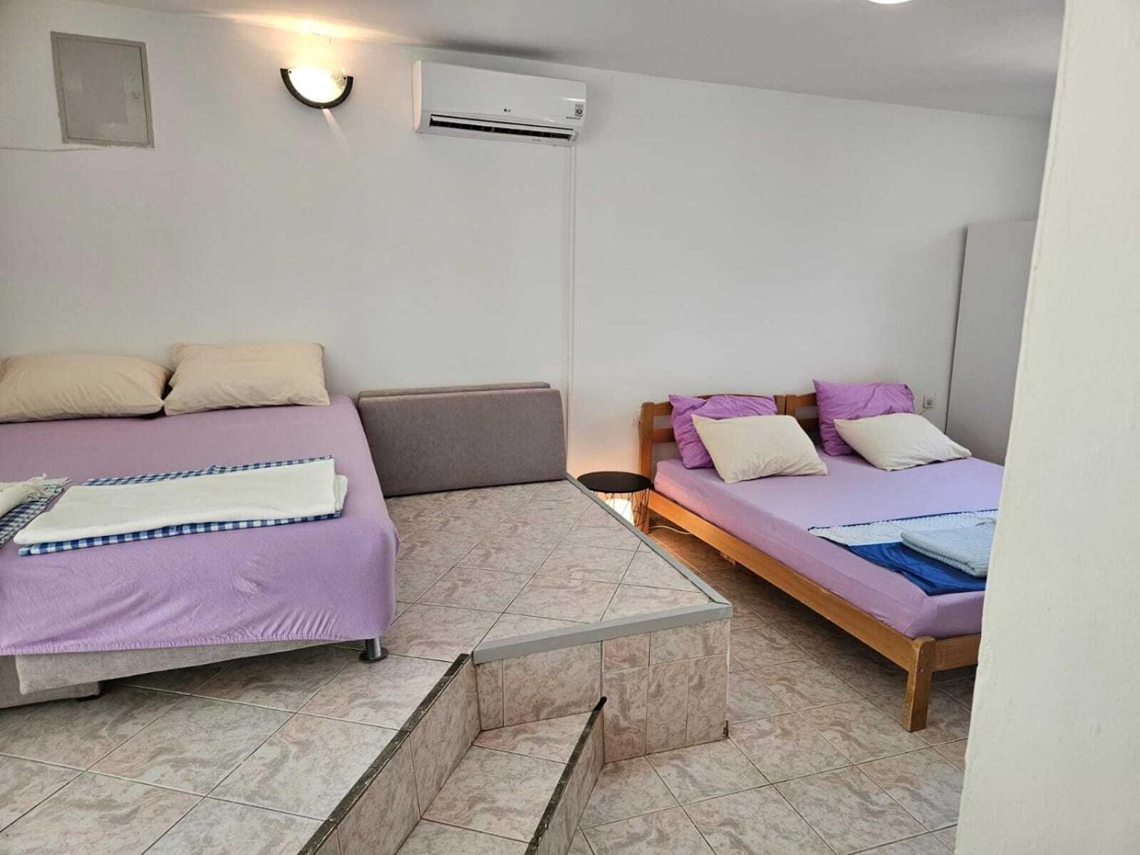 Luna Beach Apartment Novalja Exterior foto